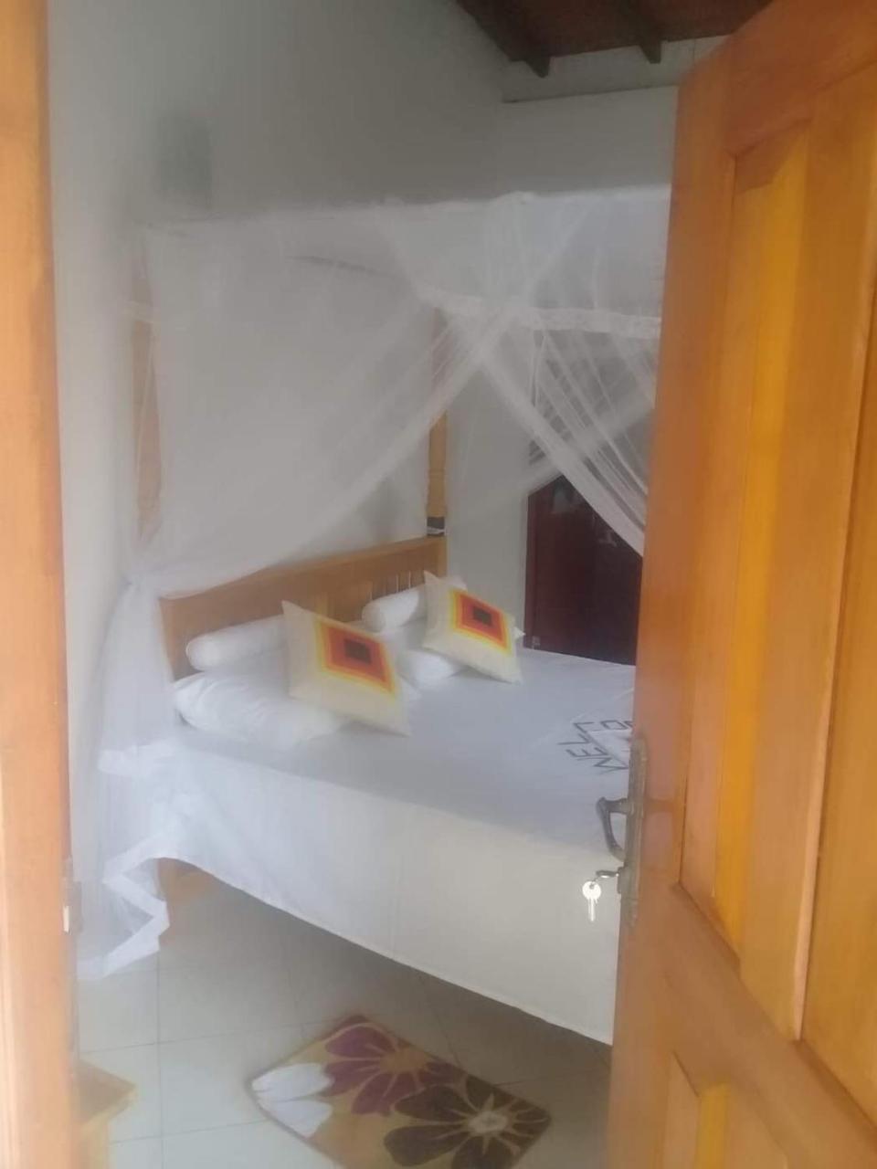 Thusitha S Nest Hotel Dickwella Exterior photo